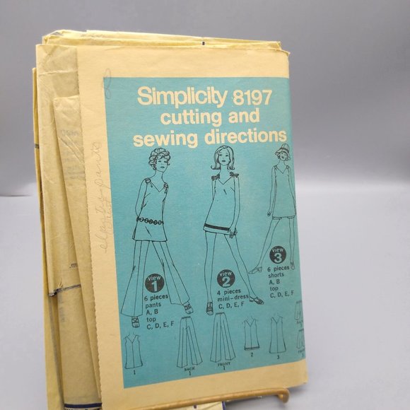 Vintage Sewing PATTERN Simplicity 8197, Jiffy Simple to Sew Misses 1969 Mini - Picture 1 of 1